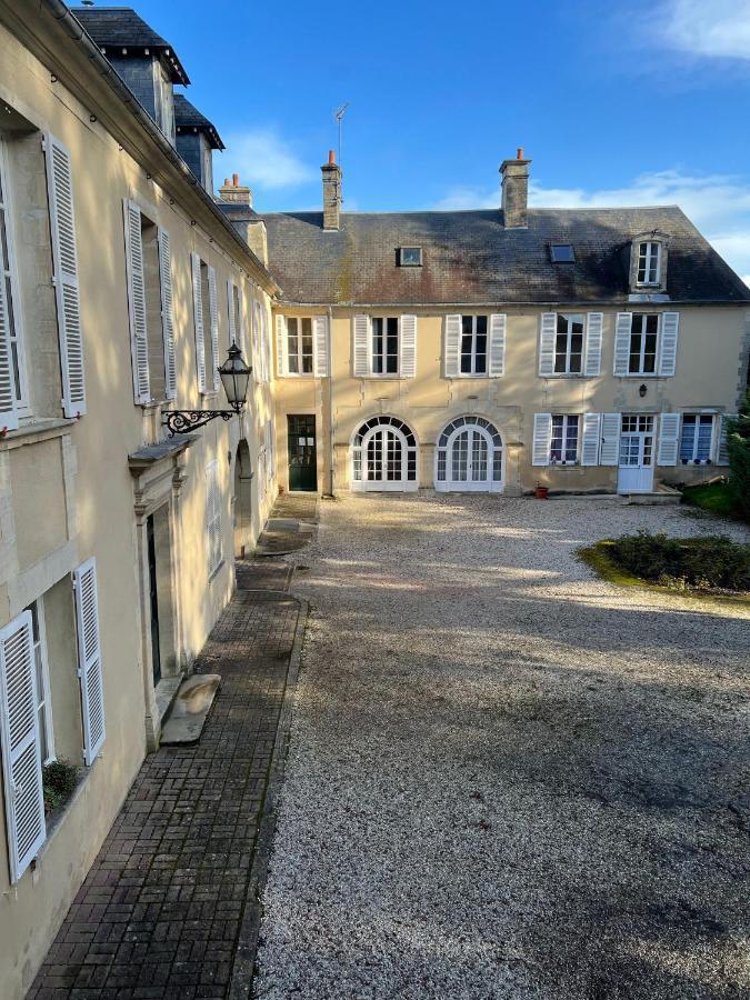 Bright Apt 70M2 In Bayeux Historic Center W Pkg Exteriör bild