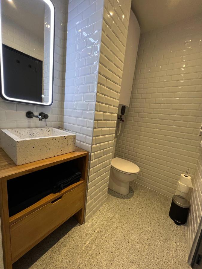 Bright Apt 70M2 In Bayeux Historic Center W Pkg Exteriör bild